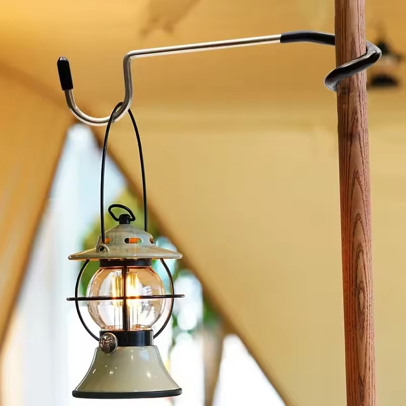 Camping Cooking Hanger - ตะขอแขวนโคมไฟสแตนเลสแบบพกพาสำหรับเสาเต็นท์ ที่แขวนโคมไฟสำหรับล่าสัตว์ ตกปลา อุปกรณ์ตั้งแคมป์กลางแจ้ง