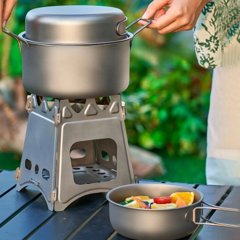 Mess Kit Titanium - ชุดเครื่องครัวแคมป์ปิ้งไทเทเนียมบริสุทธิ์น้ำหนักเบาพิเศษ 2 ชิ้น หม้อและกระทะพร้อมด้ามจับพับได้ สำหรับการเดินป่าและแบ็คแพ็คกิ้ง